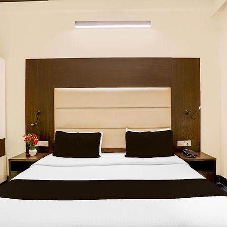 Super Townhouse Sushant Lok Phase 1 Formerly Hotel Neven Gurgaon Exterior foto